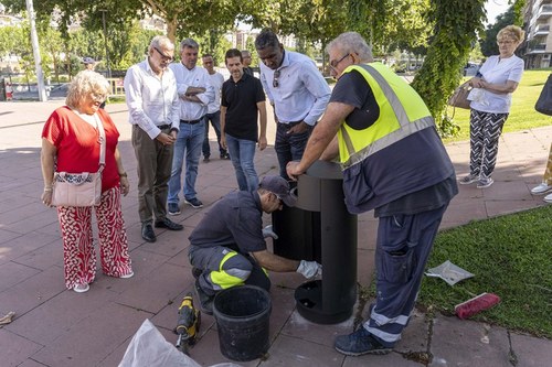 Imatge de la notícia Actuació intensiva de manteniment, jardineria i neteja a la plaça Blas Infante