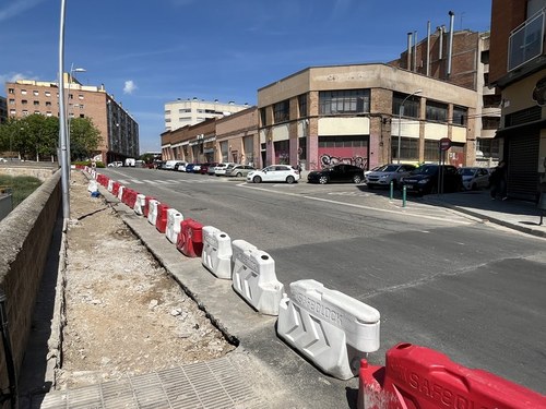 Imatge de la notícia Ampliació de la vorera i dos nous passos de vianants al carrer Roger de Llúria