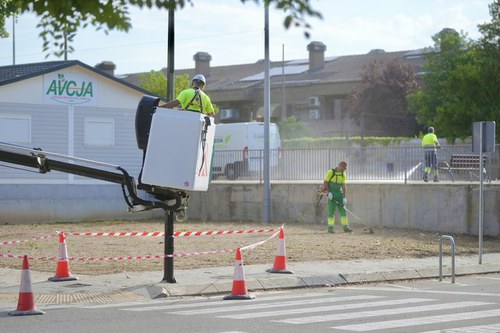 Imatge de la notícia Cinc dies de neteja i manteniment intensiu a Ciutat Jardí