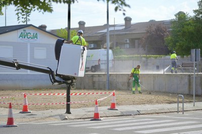 Cinc dies de neteja i manteniment intensiu a Ciutat Jardí