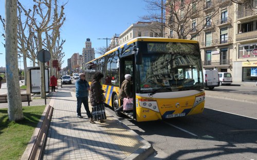 Imatge de la notícia Dues línies de bus urbà de Lleida modifiquen demà la freqüència de pas per baixes per Covid