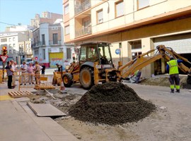 Imatge de la notícia El carrer dels Comtes d’Urgell tindrà més vorera, més aparcament i arbrat 