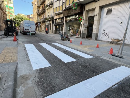 Imatge de la notícia Enllestides les obres d’ampliació de la vorera al carrer Pi i Margall