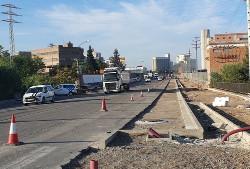 Imatge de la notícia L’Ajuntament de Lleida ha iniciat un expedient sancionador contra la UTE que gestiona el gruix del manteniment de la jardineria urbana per un incompliment del contracte del servei. La concessionària no va realitzar, en tres ocasions, la retirada d’urgènci