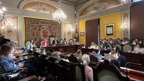 Imatge de la notícia L’alcalde Larrosa anuncia un nou cos d’inspecció de l’espai públic i una gran inversió en manteniment, neteja i el nou enllumenat