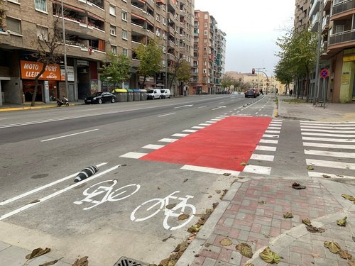 Imatge de la notícia La Paeria enllesteix les obres per implantar carril bici a la part inicial del Passeig de Ronda