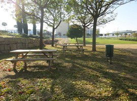 La Paeria instal·la una nova zona de jocs infantils al parc Joan Oró 