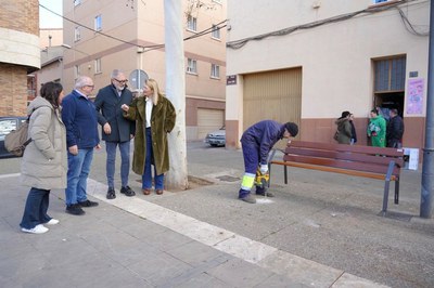 La Paeria millora el mobiliari urbà al Magraners