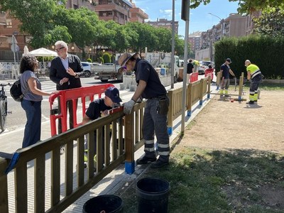 La Paeria millora la plaça Victorina Vila com a parc infantil