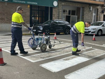 La Paeria millora la senyalització horitzontal a Cappont