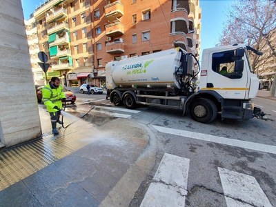 La Paeria proposa adjudicar a Romero Polo-Valoriza el nou contracte de neteja i recollida de residus, que incrementa el servei un 50%