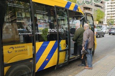 La Paeria prorroga fins a finals d’aquest any la reducció del 50% en els títols multiviatge del transport urbà