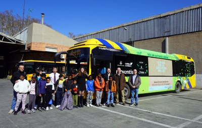 La Regidoria d’Educació reprèn l’activitat “Puja a l’autobús!” que promou una mobilitat sostenible