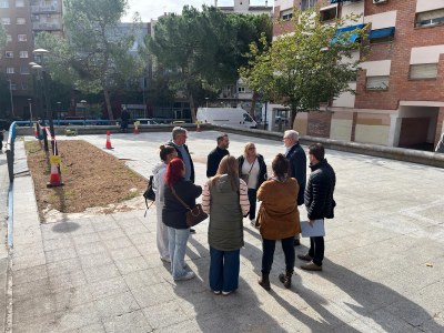 L'Ajuntament de Lleida projecta renovar la plaça de Galícia de la Mariola per guanyar espai verd i d’ombratge