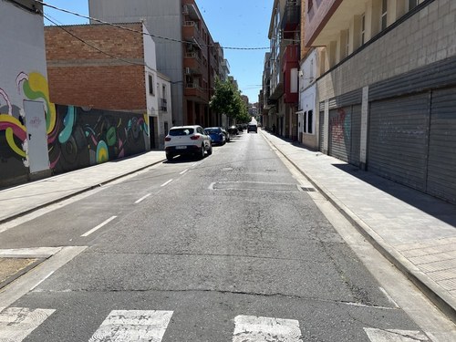 Imatge de la notícia Obres per millorar el paviment al carrer de les Roses, a la Bordeta