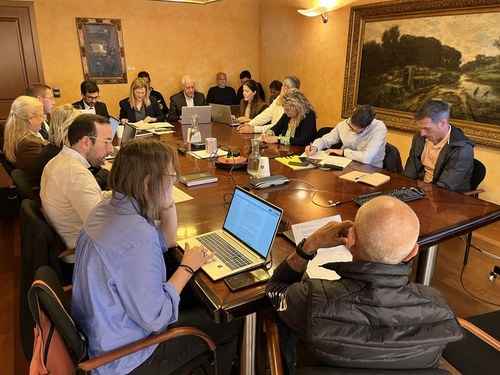 Imatge de la notícia Ple extraordinari el dia 21 per la pròrroga del contracte de neteja i recollida de residus de Lleida