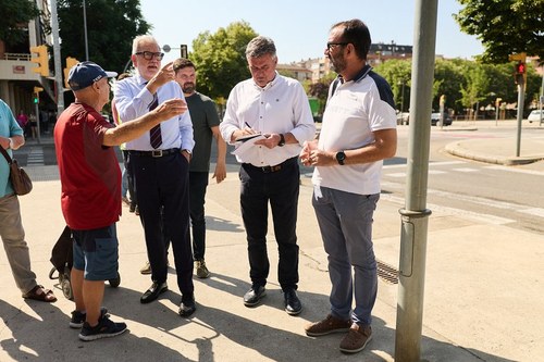 Imatge de la notícia Renovació de mobiliari urbà, esbrossada i neteja intensiva durant dues setmanes a Pardinyes