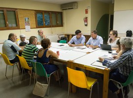 Imatge de la notícia Reunió amb la junta de l’Associació de veïns de Llívia per tractar sobre el parc de gossos 