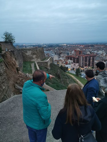 Imatge de la notícia Esllavissada en un tram de muralla al Baluard de la Reina del Turó de la Seu Vella 