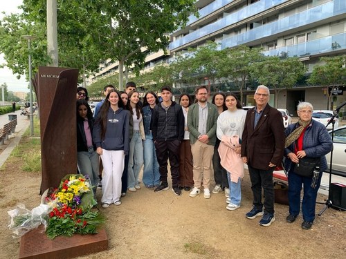 Imatge de la notícia Un nou plafó recorda el dia de l’alliberament del camp de concentració de Mauthausen i les persones de Lleida que hi van ser deportades