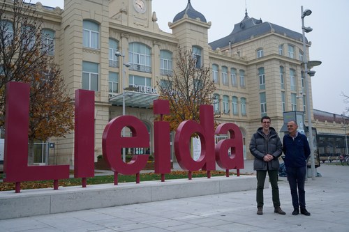 Imatge de la notícia El nom de Lleida ja llueix a la plaça de Ramon Berenguer IV