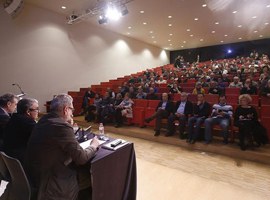 Imatge de la notícia L’Ajuntament de Lleida presenta el nou Poum a les entitats de l’àmbit econòmic i social de la ciutat 
