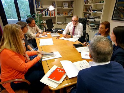 L’alcalde Larrosa presenta al Col·legi d’Arquitectes la proposta per revitalitzar el Centre Històric