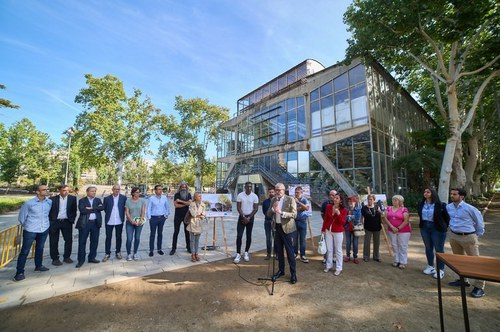 Imatge de la notícia La Paeria inicia la reforma del Palau de Vidre, un primer pas per a potenciar els Camps Elisis com “el gran parc de la ciutat”