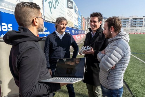 Imatge de la notícia La Paeria instal·la un nou sistema per evitar els robatoris de cable al camp de l'Atlètic Segre