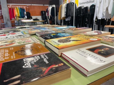 2a edició del Capa-ReMou: el mercat d’intercanvi de l’Institut Caparrella torna a moure consciències!