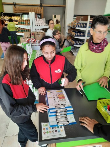 Imatge de la notícia Evitem l'emissió de 13.216 Kg d'emissions de CO2 a l'atmosfera amb l'estalvi de 5 centres educatius durant el mes de febrer