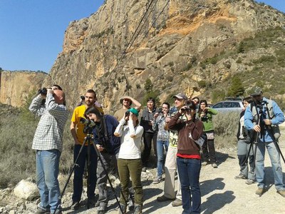 20 alumnes aprenen a identificar els rapinyaires de la plana de Lleida
