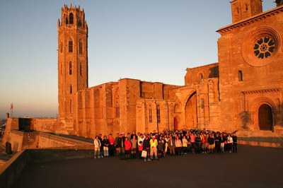 Caminada a trenc d'alba per promoure l'hàbit de caminar