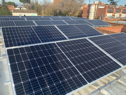 Imatge de la notícia Creix l’interès per la producció fotovoltaica col·lectiva amb més d’un miler d’habitatges assessorats 