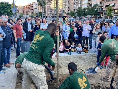 Fèlix Larrosa: “Avui fem un pas més cap a la Lleida verda i saludable que volem i fem palès el compromís de la Paeria amb una ciutat més sostenible i respirable”