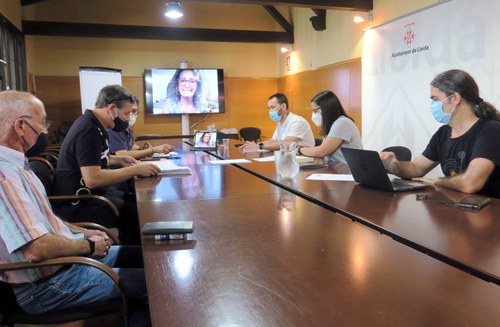 Imatge de la notícia La Paeria i l’Associació de Firaires treballen per garantir unes firetes segures a la ciutat 