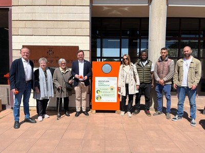 La Paeria i l’Ecoxarxa Segrià instal·len contenidors per reciclar oli a sis centres cívics