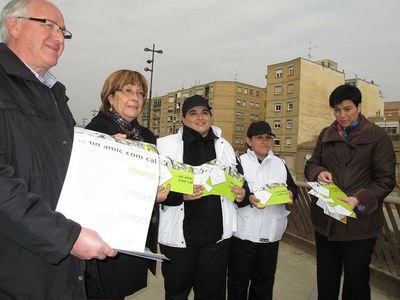 La Paeria presenta una campanya contra l'incivisme als espais públics