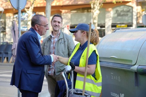 Imatge de la notícia Més de 4.000 incidències resoltes en mes i mig per la brigada de reforç de la recollida de residus