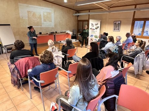 Imatge de la notícia Noranta persones participen al segon taller de la Xarxa de Balcons Verds