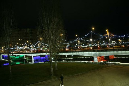 Imatge de la notícia Nou enllumenat ornamental a tres ponts de la ciutat amb 24.000 leds 