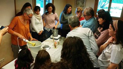 Taller d'elaboració de sabons a la Mitjana