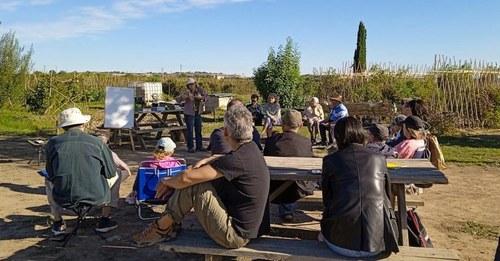 Imatge de la notícia Taller per conèixer l’estat del sòl segons la presència de plantes indicadores