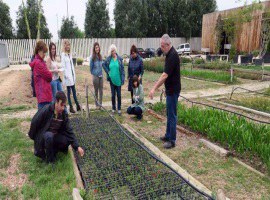 Imatge de la notícia Taller sobre tècniques per a reproduir plantes a la Brigada Municipal de Jardineria a Copa d’Or