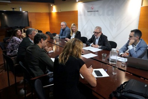 Imatge de la notícia Trobada de l’alcalde Larrosa amb els agents del sector immobiliari de Lleida