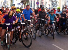 Imatge de la notícia Unes 1.500 persones participen en la Pedalada Popular 